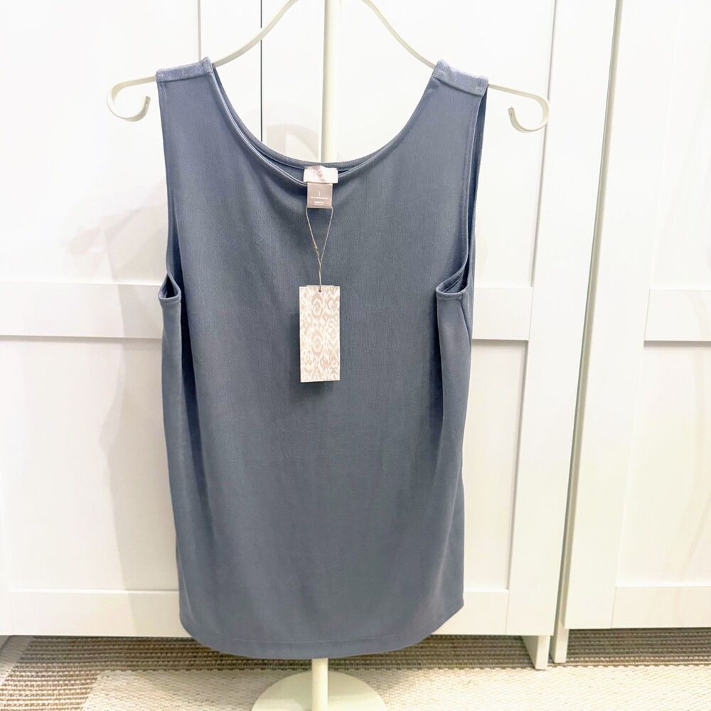 Chicos Travelers Essentials Reversible Tank Carbon Gray Size 1 US Size 8 10 NWT